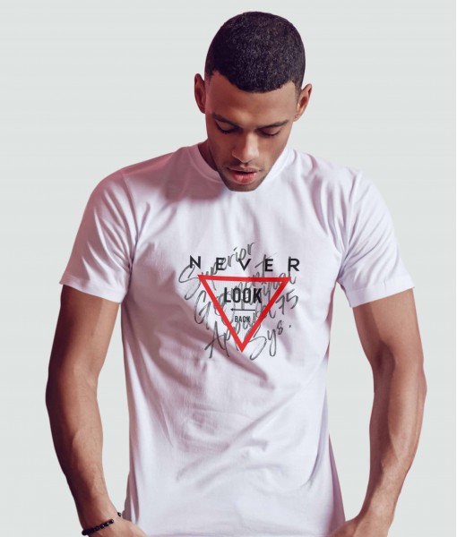 Мъжка тениска с щампа Текст и надписи Never look back - TShirtArtShop.com